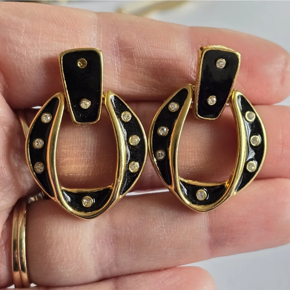 Vintage earrings black enamel hanging loop circle clip on gold tone hoop